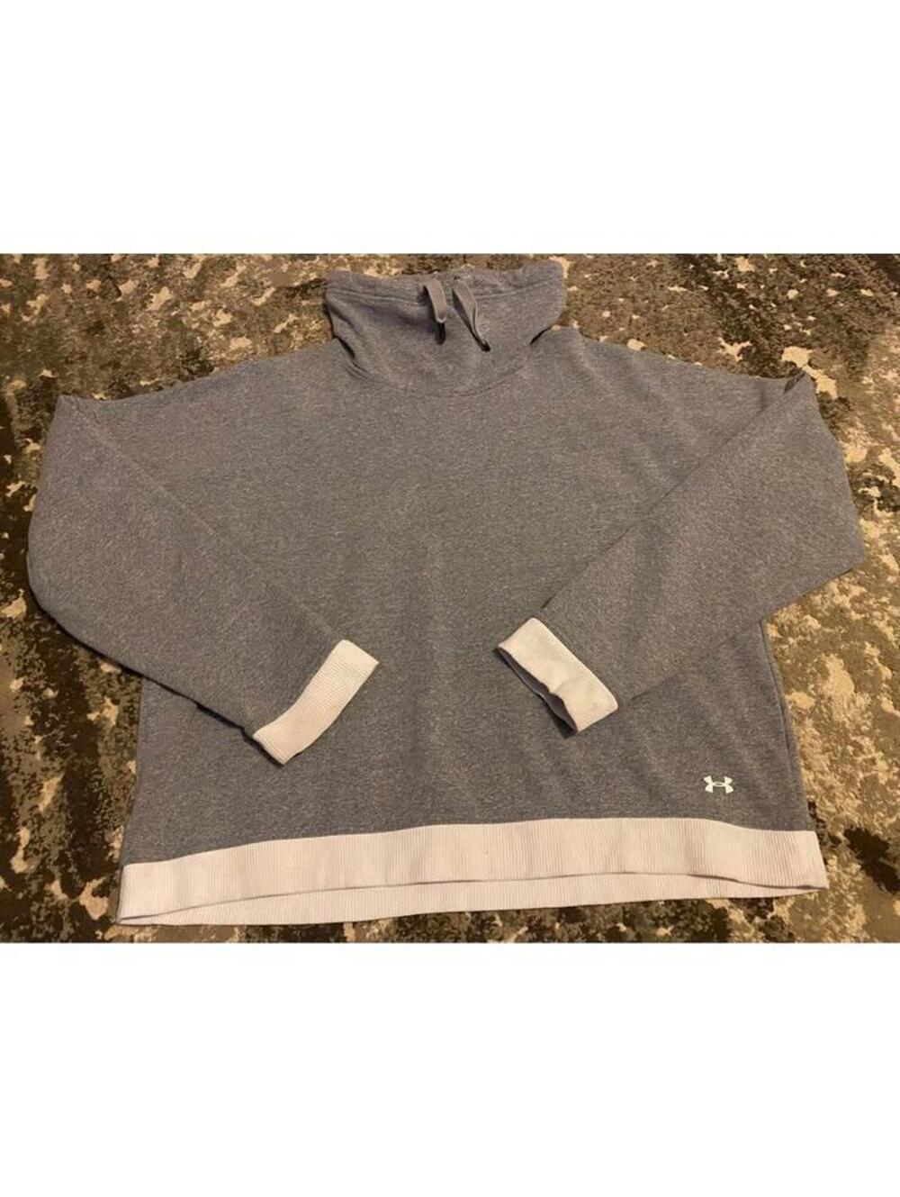 Under Armour Gray Loose Fit Pullover with High Neck XL